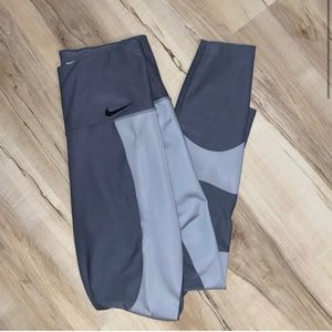 Nike leggings